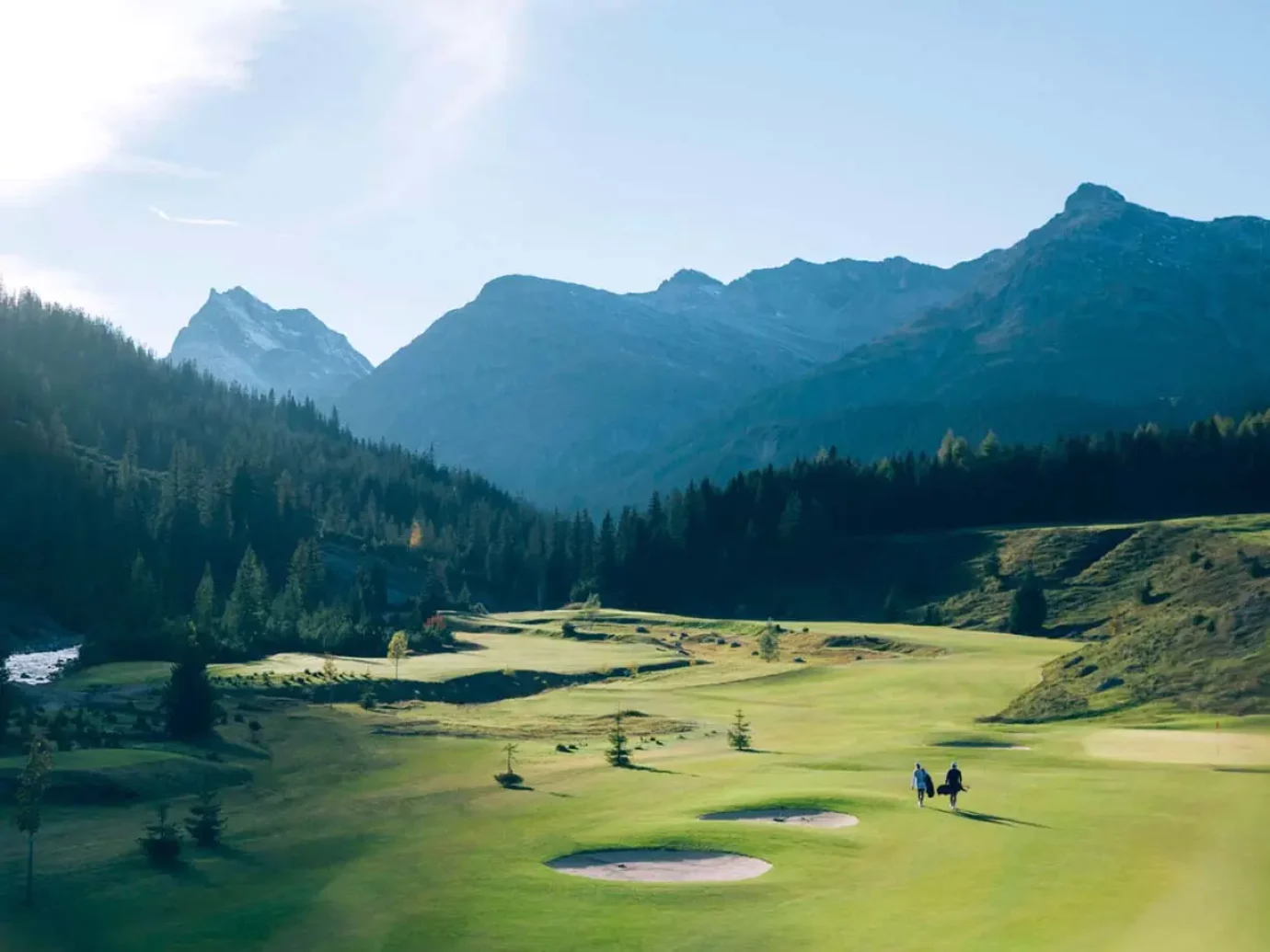 Golfplatz in Zug am Arlberg im Sommer